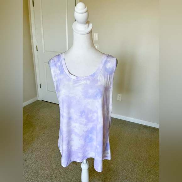 Athleta Tops - NWOT Athleta Purple and White Tie Dye Tank Size 1X